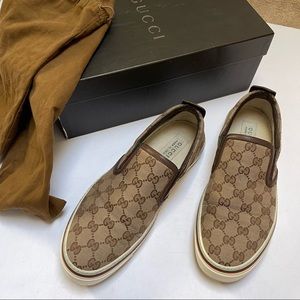 RARE! Vintage GUCCI Monogram GG Loafers